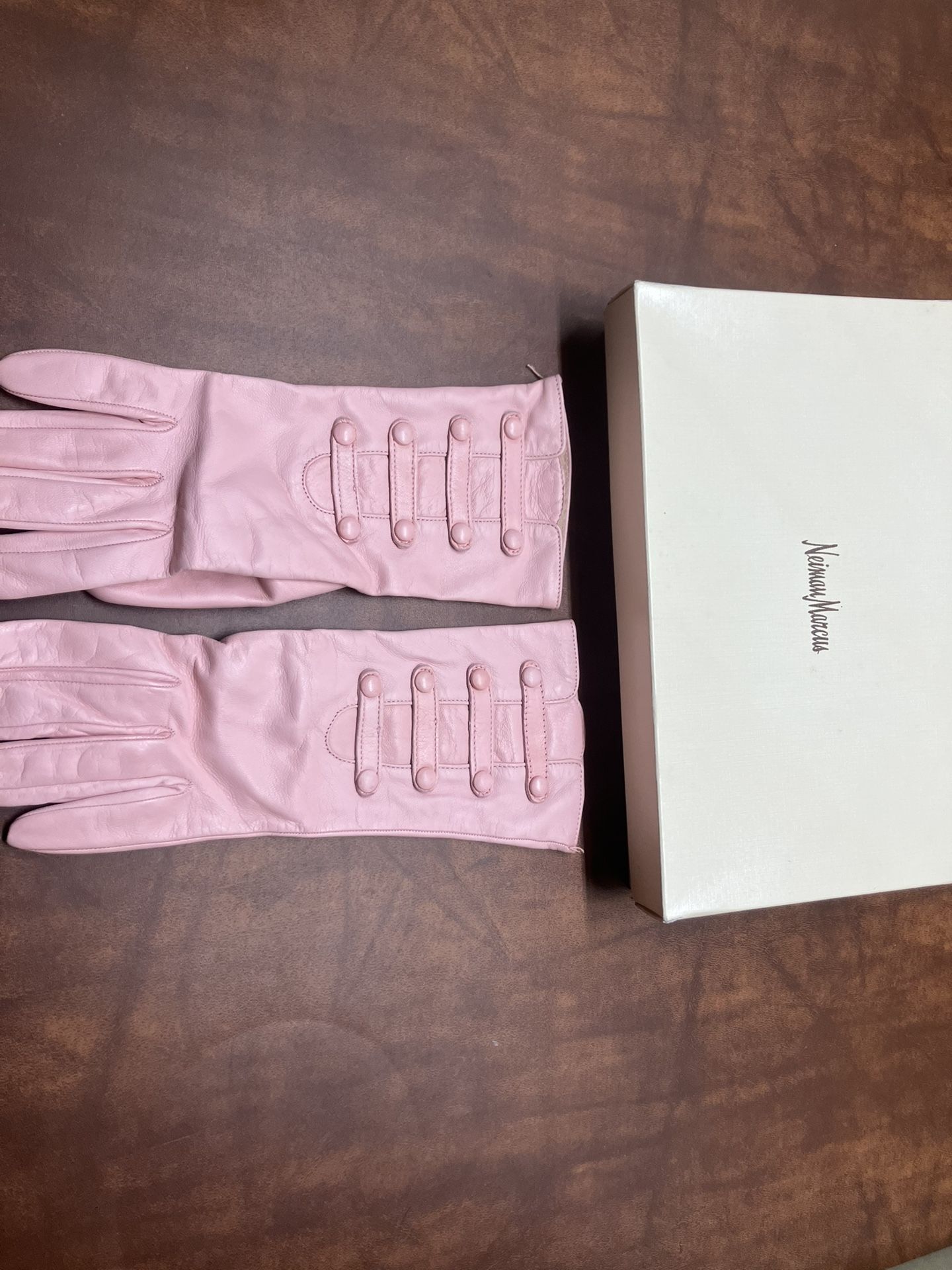 Neiman Marcus Gloves