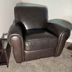 Large, Like New Leather Chair