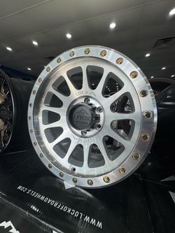 17” lock off-road Yosemite machine silver 6x139