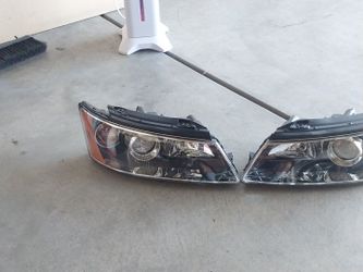 Pair of brand new Headlights