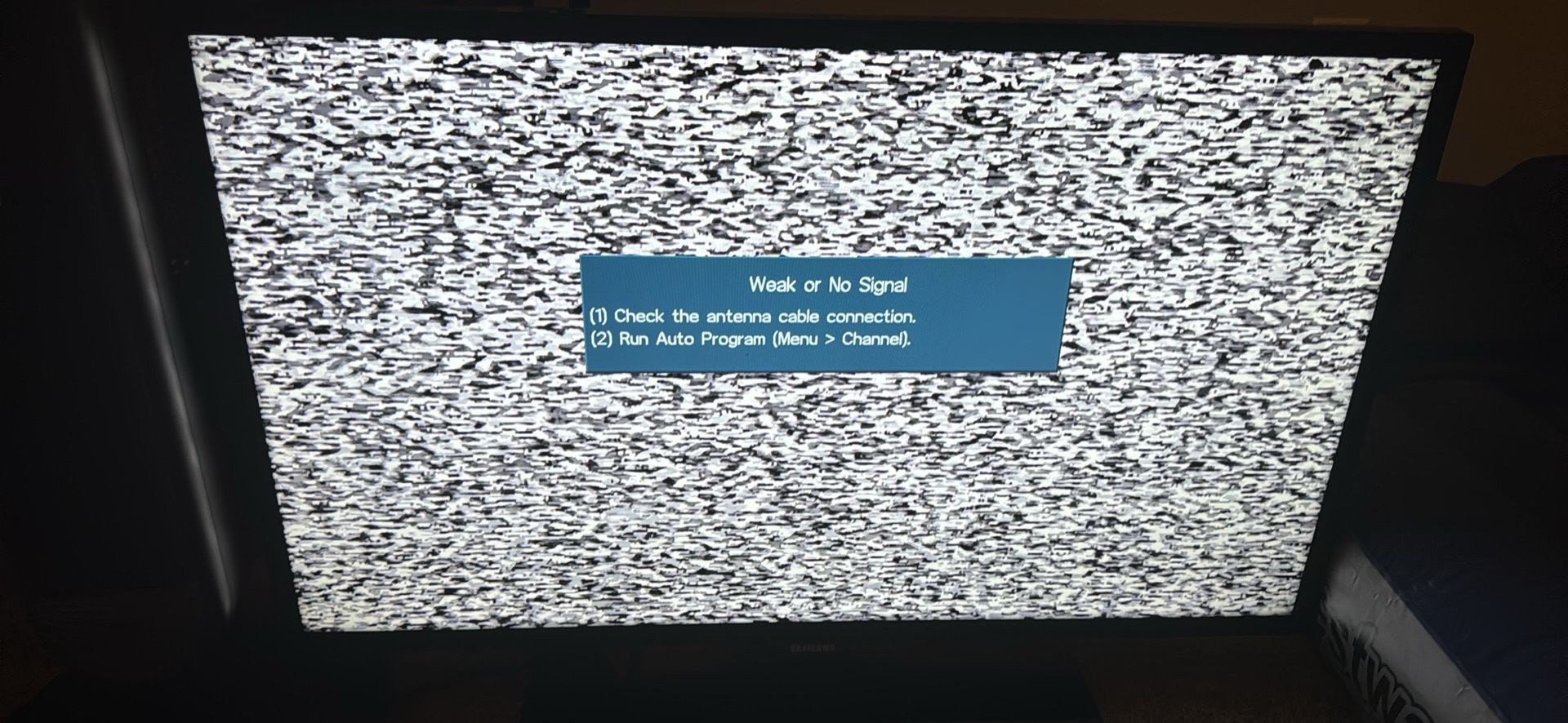 SAMSUNG 40IN TV
