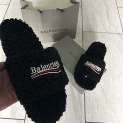 (NEW)  Balenciaga Faux Fur Slide Slippers Black Men's Size 9 US / 42 EU