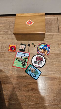 Boy Scouts of America BSA Memorabilia Collection – KAC Patches, Pins, & Wooden Box Lot