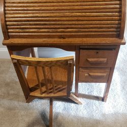 Antique Rolltop Desk With Chair