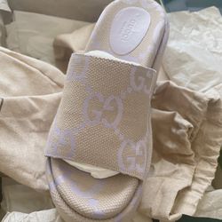 New- Gucci Jumbo GG Sandals