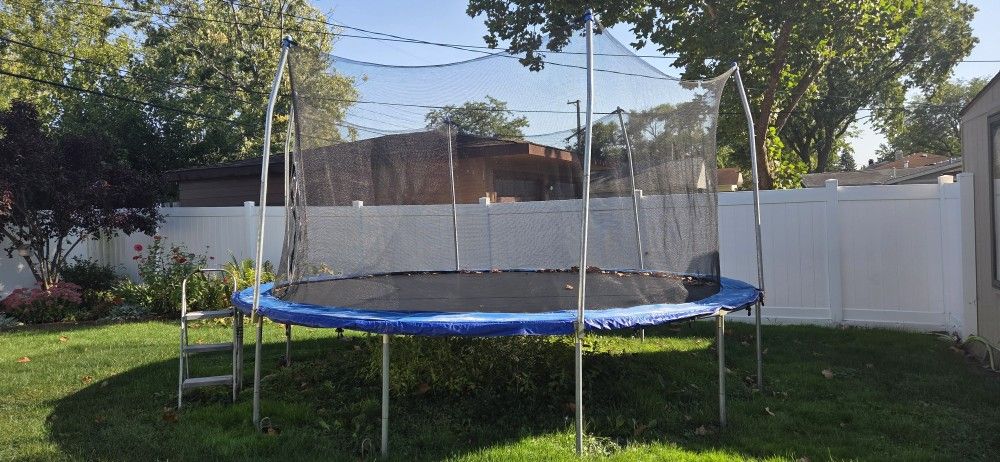 Trampoline