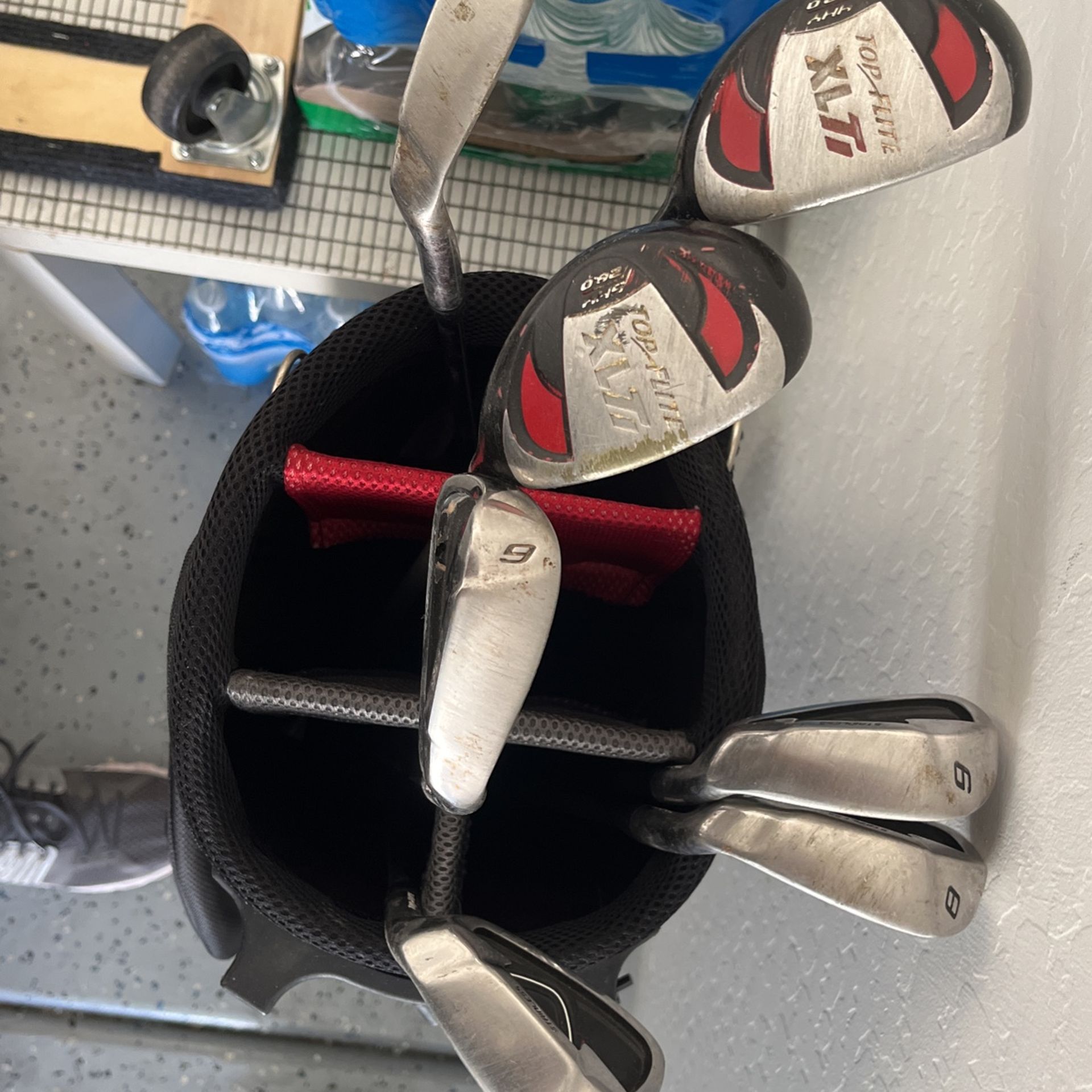 Top Flite Golf Bag With Clubs. for Sale in Phoenix, AZ OfferUp