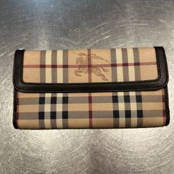 Burberry Woman’s Wallet 