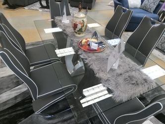 Elegant Glass Dining Table