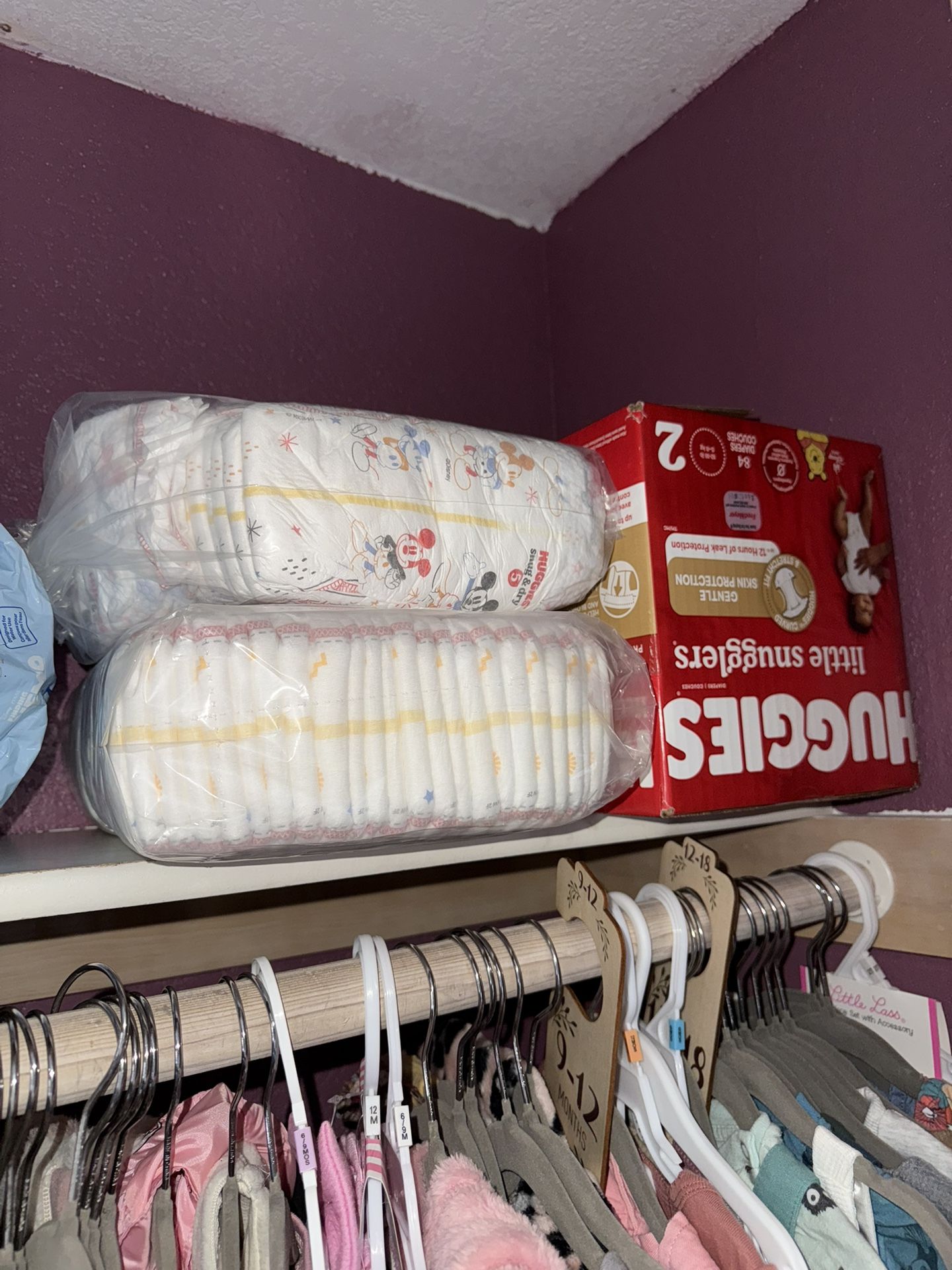 Huggies Diapers Size 2 (about 160)