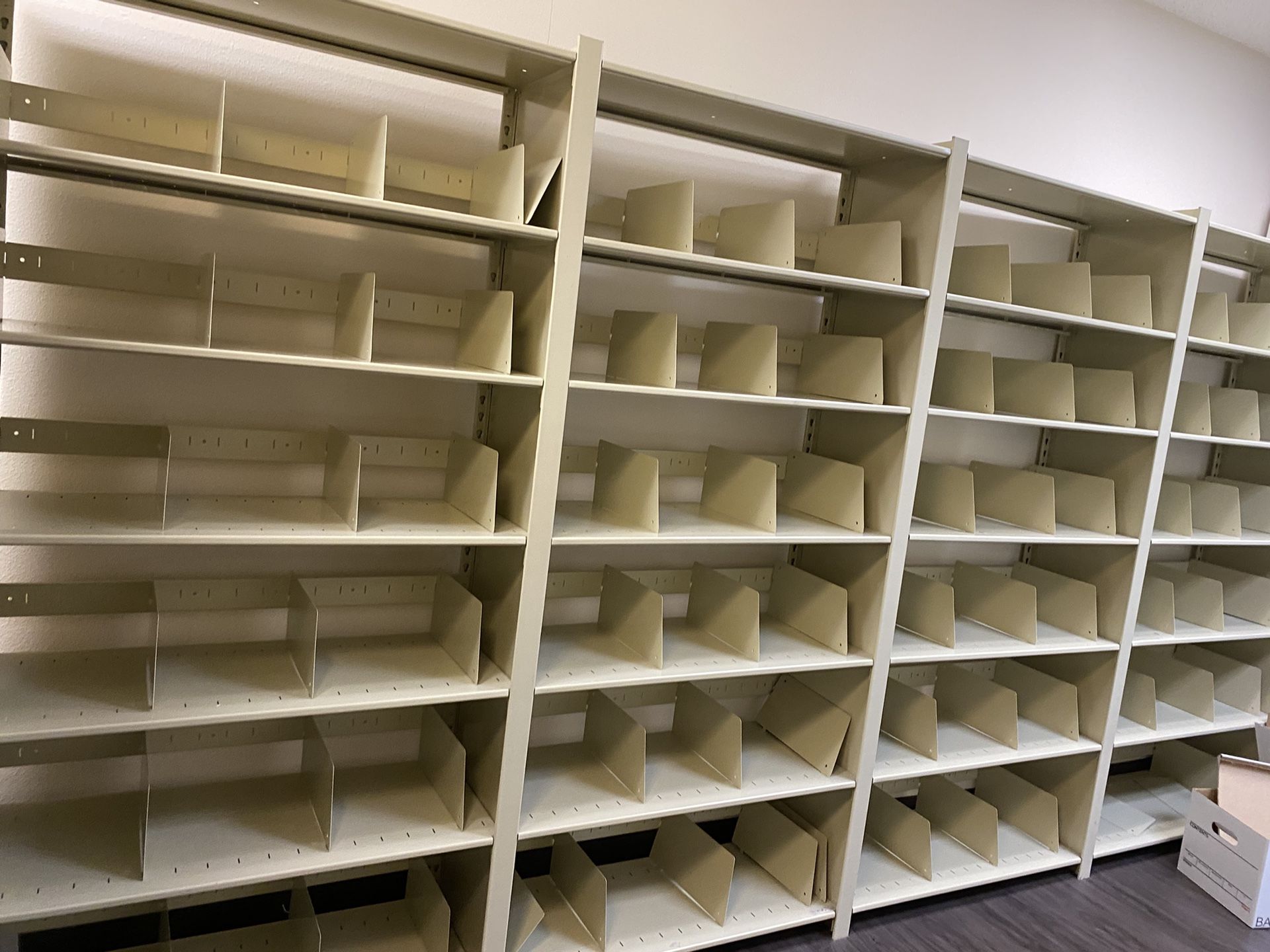 Medical Metal Shelving