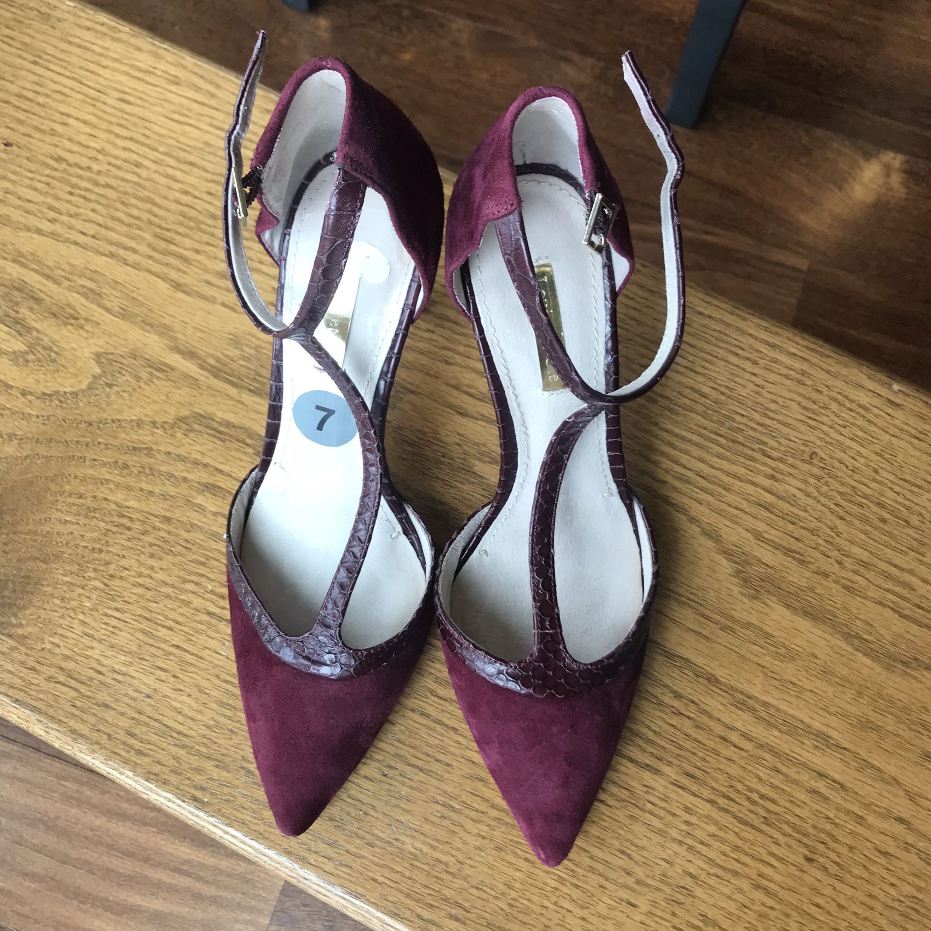 Brand new Louise et cie