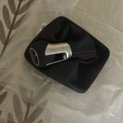 Mk7 GTI shifter And Boot New 