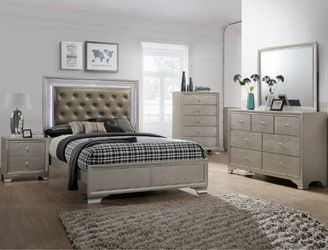 SALE!! NEW SILVER BLING LED UPHOLSTERED Bedroom Set KING QUEEN FULL $10 DOWN