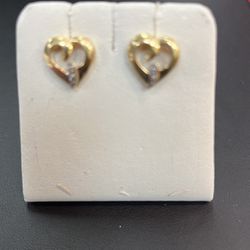 14KT Gold Diamond Heart Earrings 