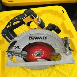 Dewalt Circular Saw Disco 71/4 Es XR Con Motor Brushless 