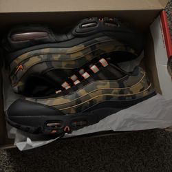 Nike Air Max 95 Safety Orange Camo