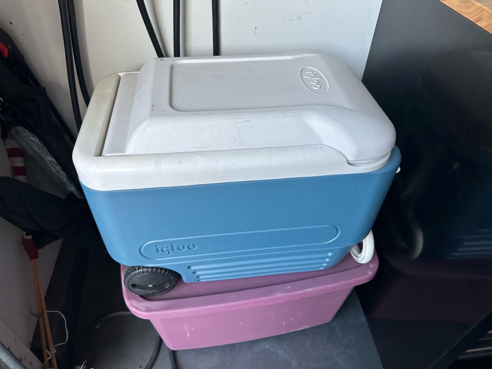 Ice chest