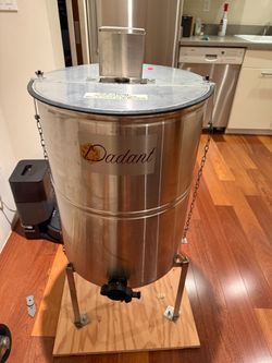 Bee Keepers! Dadant Stainless Steel Honey Extractor