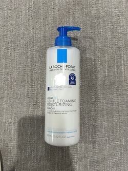 La Roche Posay Lipikar Wash $15