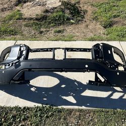 Mitsubishi outlander 2022 and 2023 and 2024  front bumper  Cover 