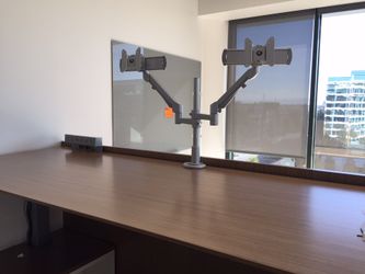 Arms for computer. Ajustable brand new