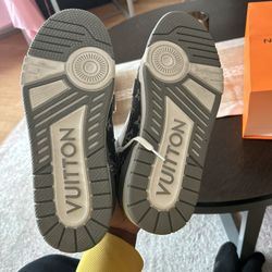 Grey Lv Trainers 
