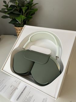 Air Pod Max Pros (Green)
