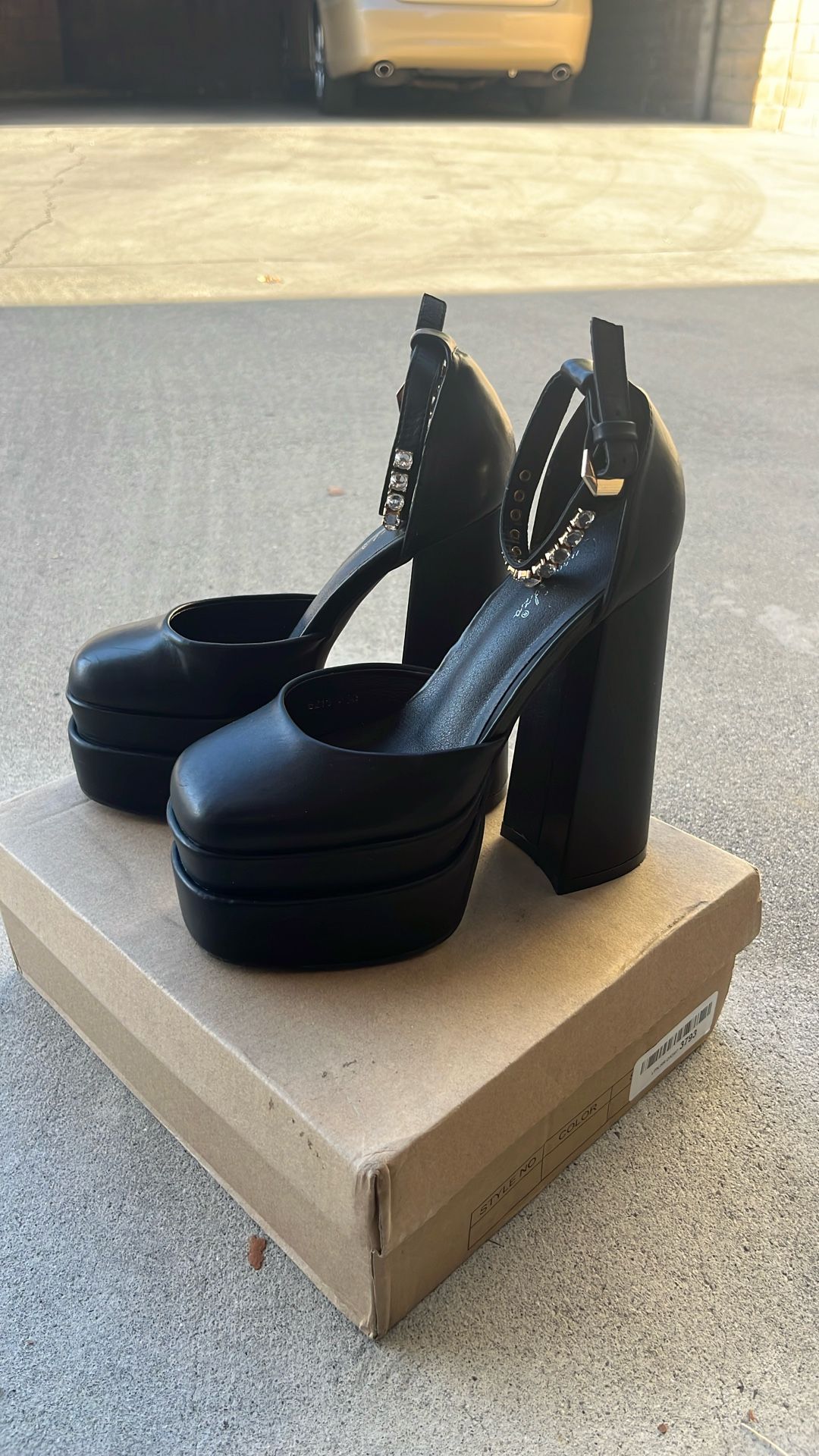 Black High Heel