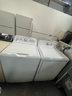 Washer and dryer GE 27”