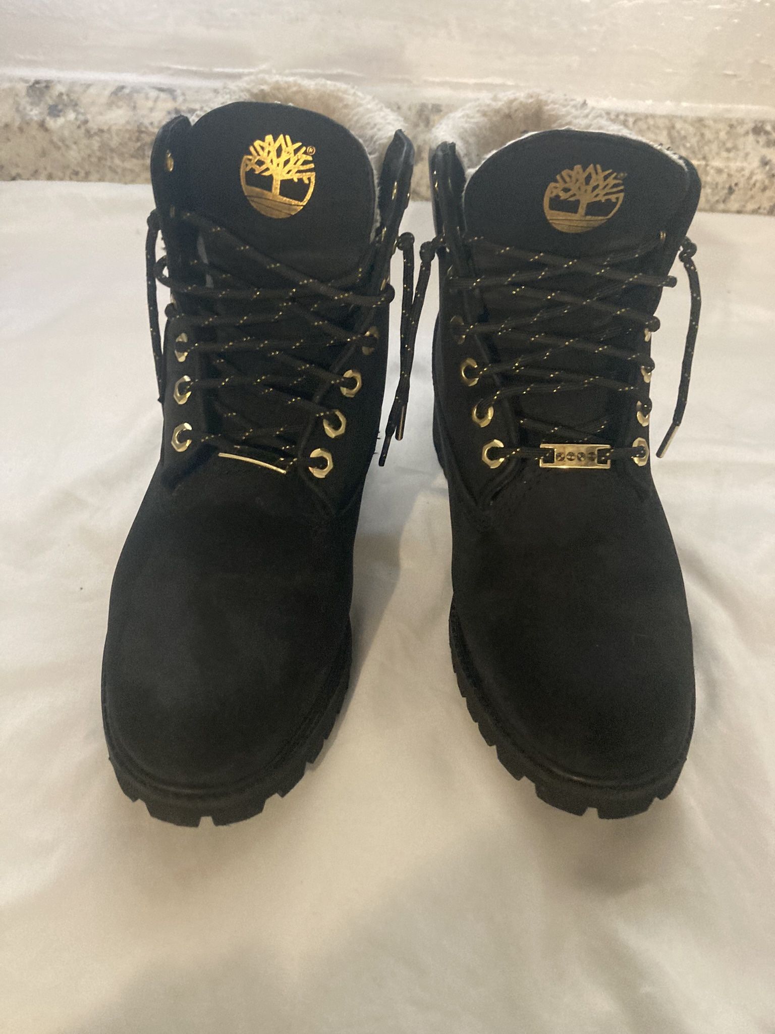 Men Black /Gold Timberlands