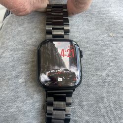 Apple Watch Series 10 46 mm with Stainless Band Like New Only A Week Old No Scratches At All Wanting 200 Or Best Offer
