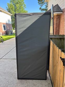 2 box spring, great condition, moveout sale