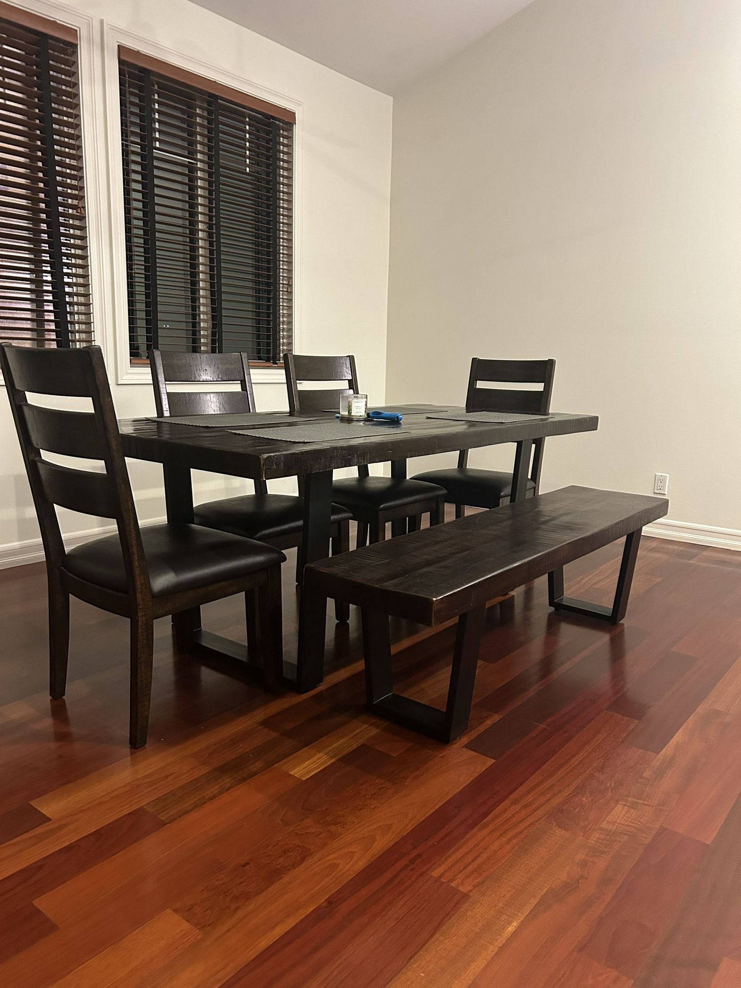 Ashley Home Furniture 6-Piece Dining Set 