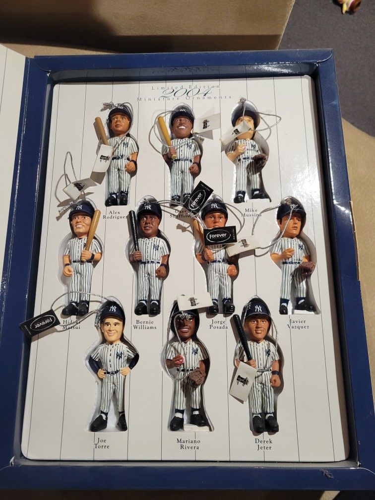 Limited Edition 2004 NY Yankees Minature Ornaments - In Box