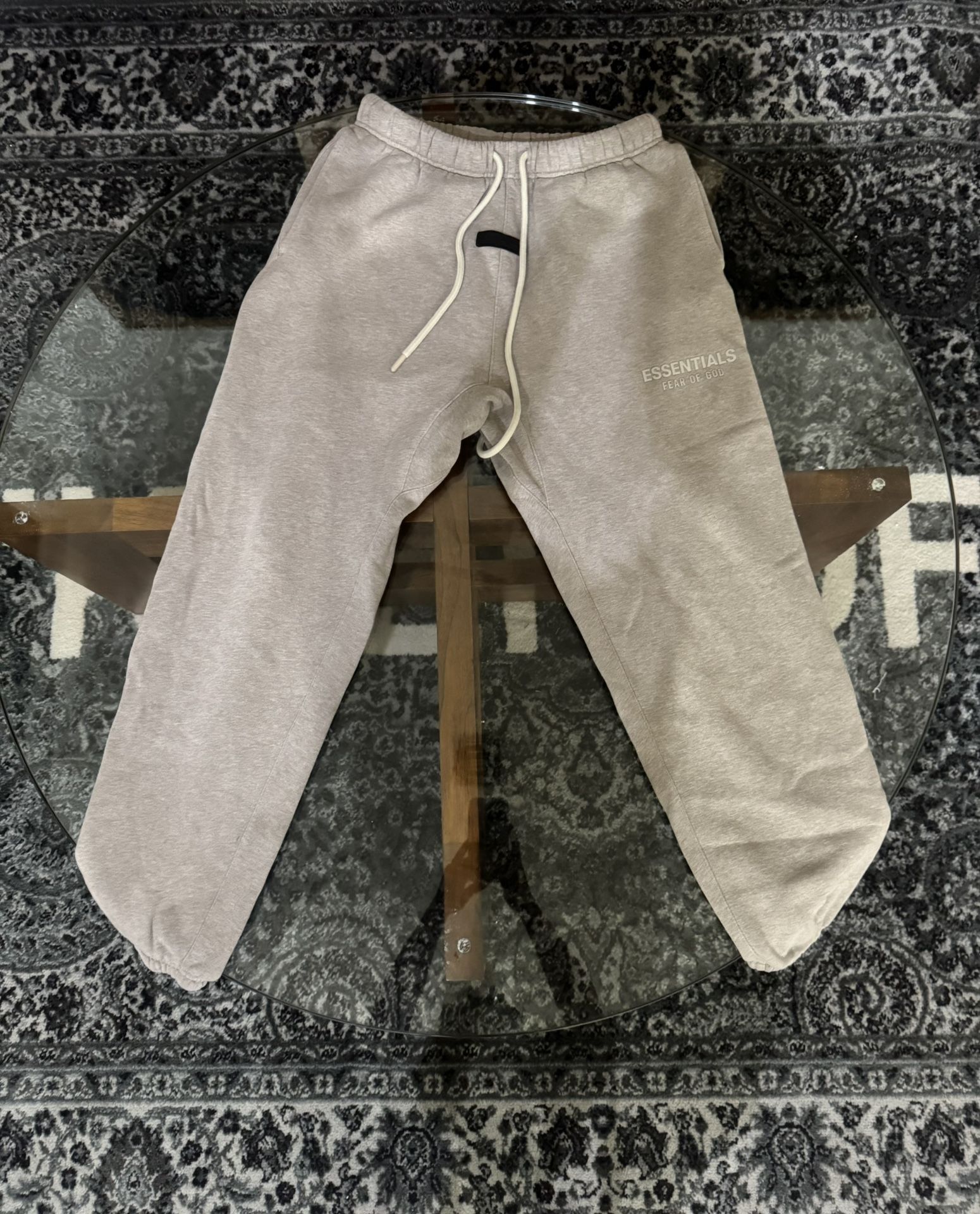 Essential Sweatpants Xs
