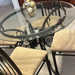 Round Glass Top Table 4 Chairs
