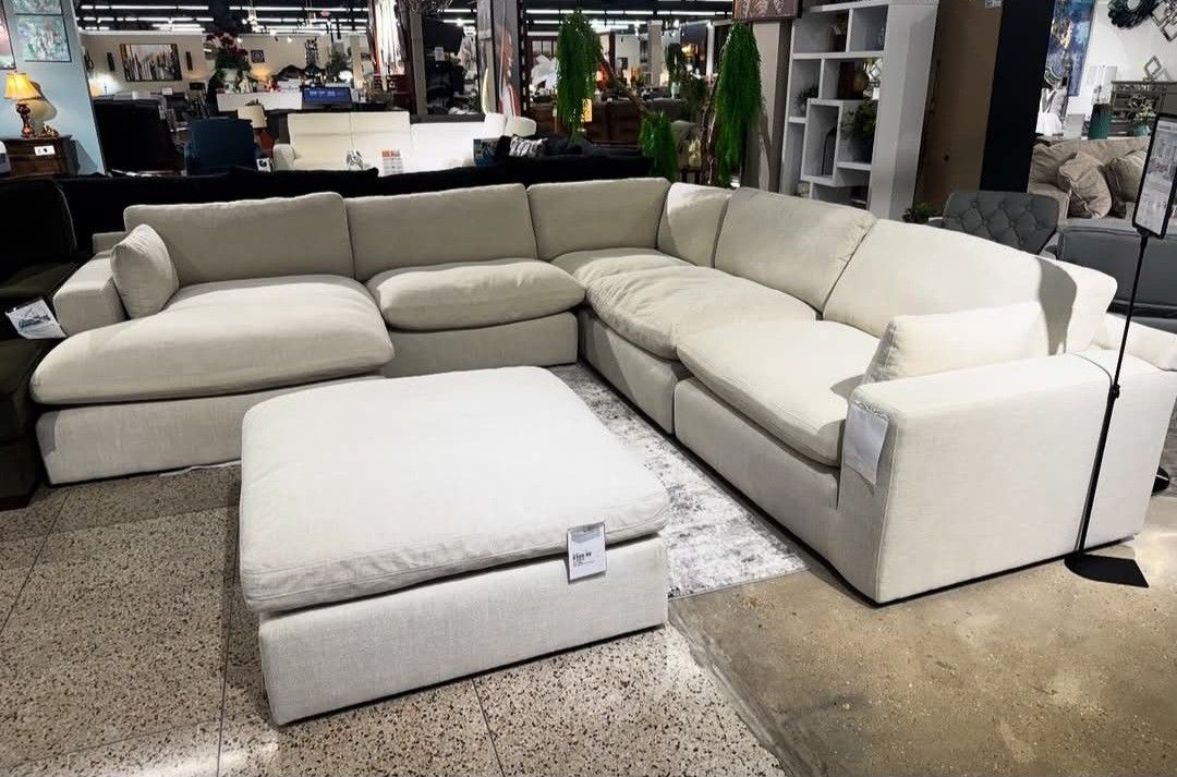 Elyza Linen 5-piece Laf Chaise Sectional/Oversized White Seccional, Couch// Delivery Available 