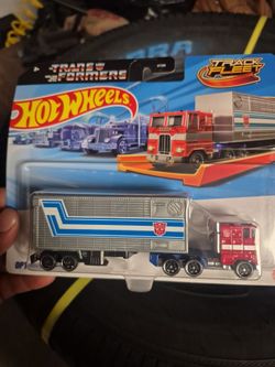 Hot wheels Optimus Prime