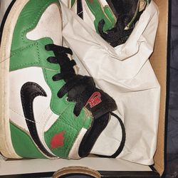 Kids Nike Air Jordan Lucky Greens Size 8c