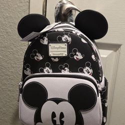 Disney Loungefly Mickey Black And White