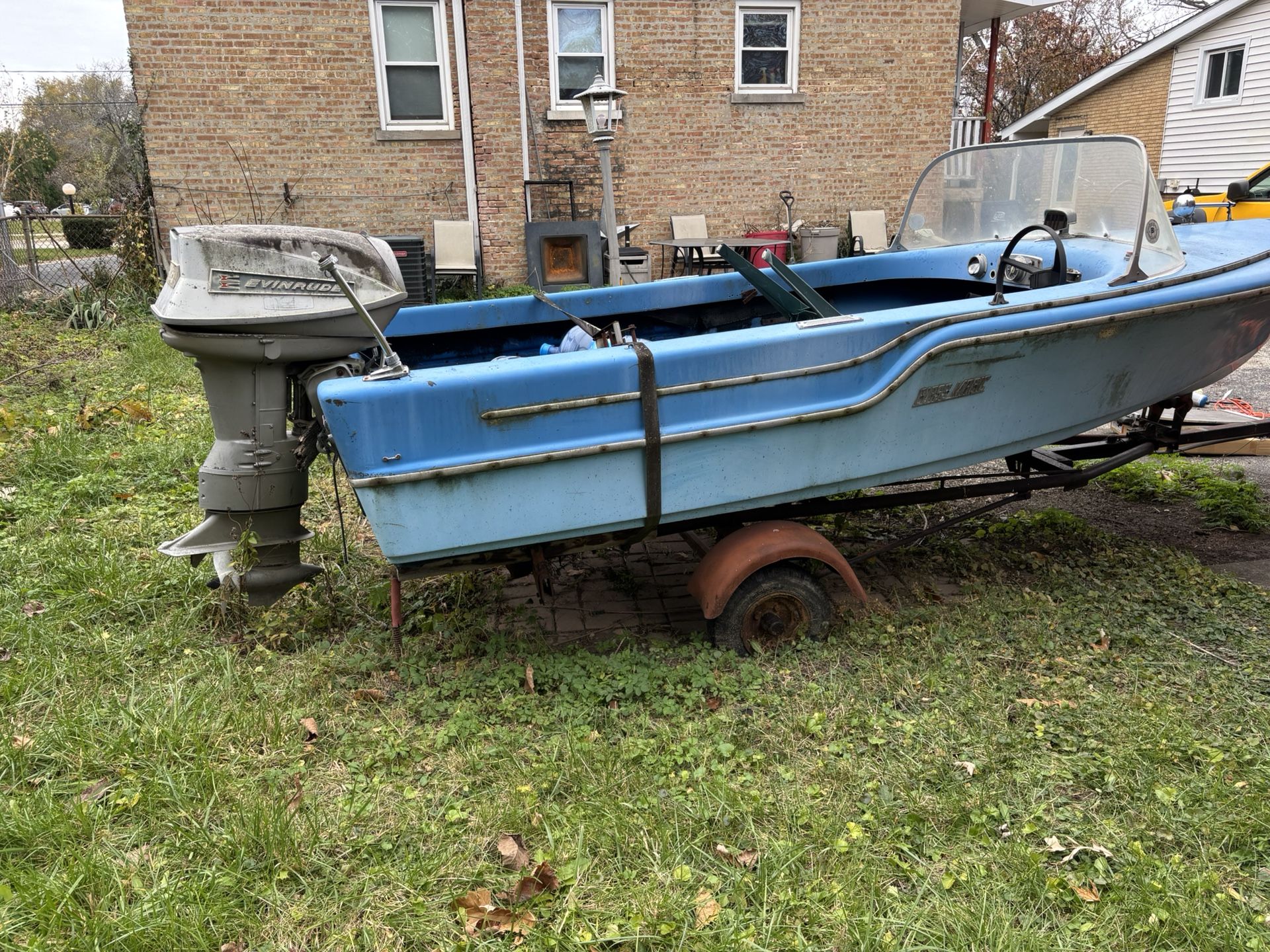 Vintage 16’ Boat
