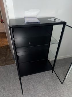 Glass shelf