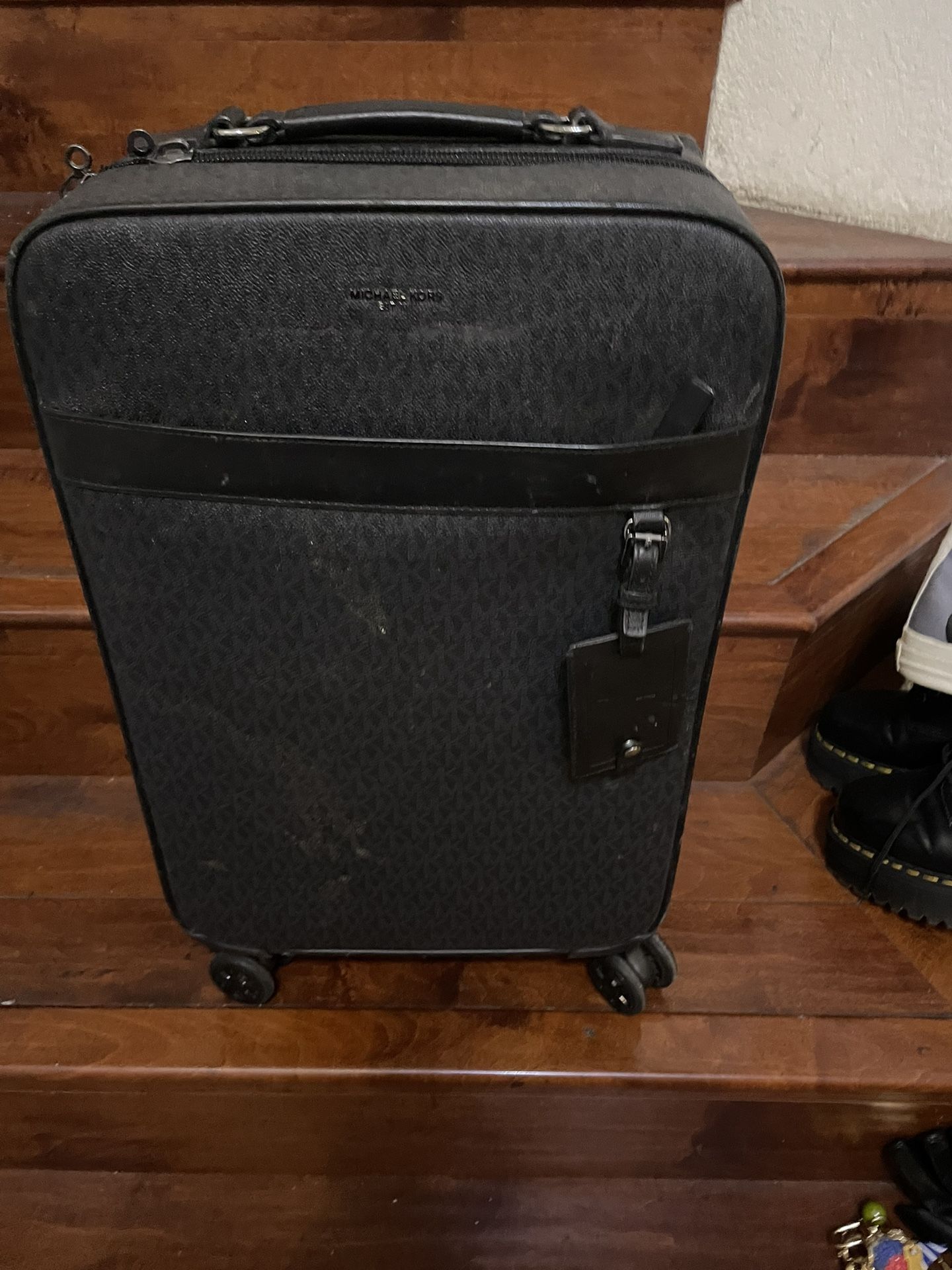 Michael Kors Carry On Luggage Trolley Black