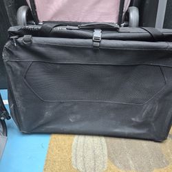 Folding Soft Dog Travel Crate – Great Condition