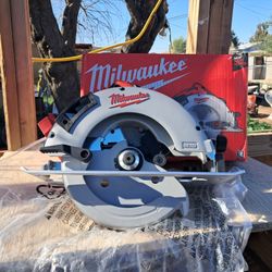 Milwaukee 7 1/4 Circular Saw