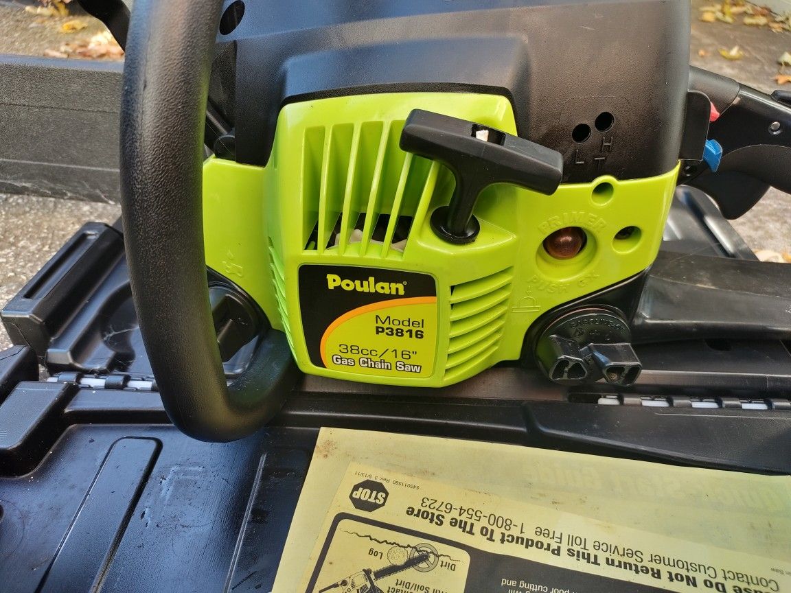 Chainsaw Pulan Gasoline and One Battery Powered