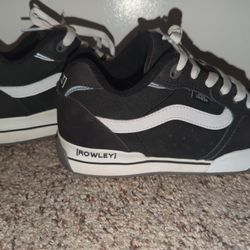 Men's 8.5 Vans Shoe