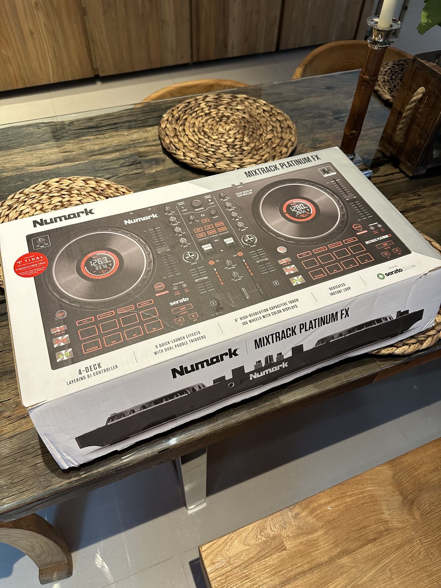 【美品】Numark MIXTRACK PLATINUM FX Mixtrack Platinum FX | Numark