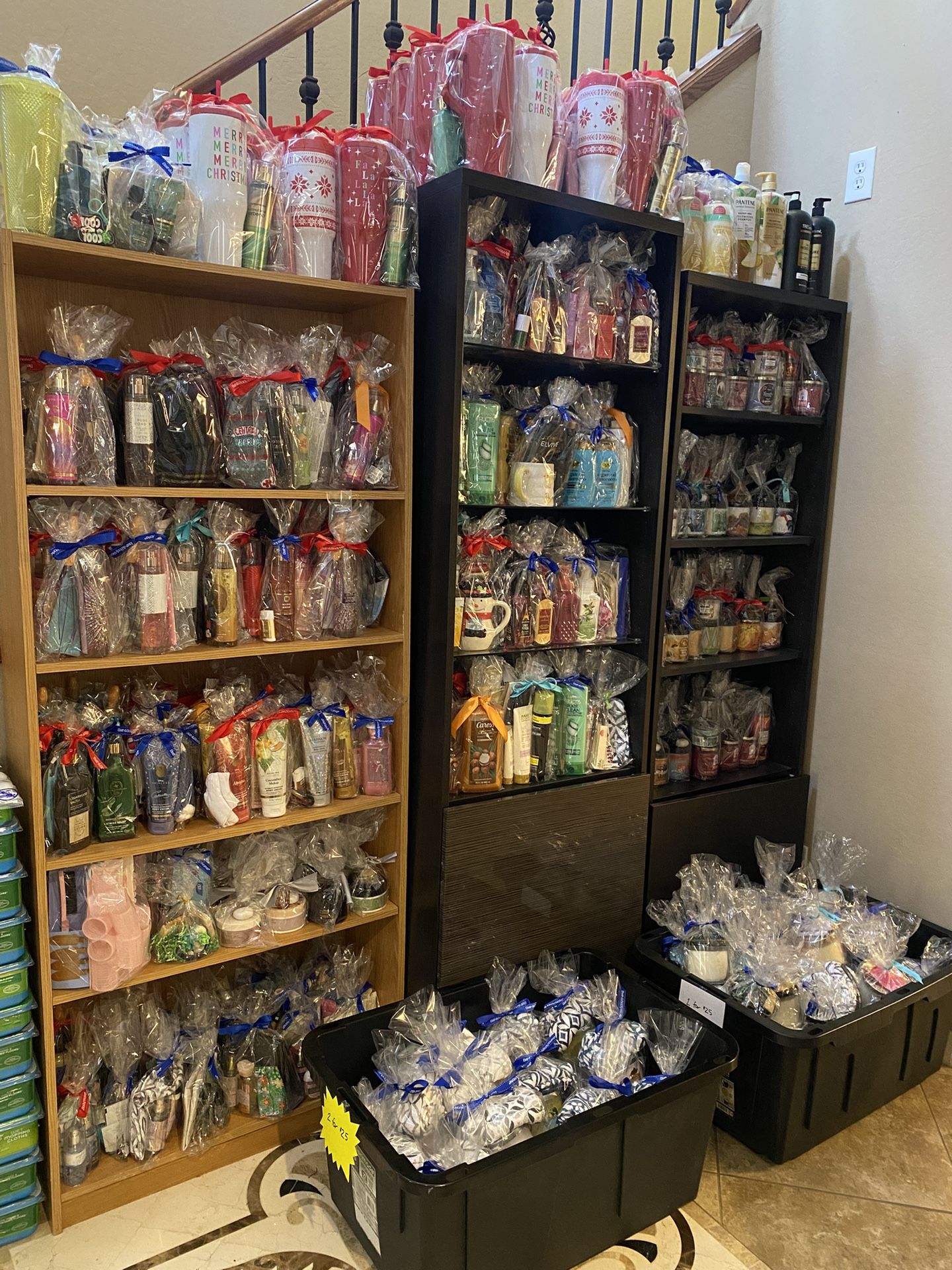 Brand new men’s and women’s bath and body works sets. $10 each. I have over 400 sets; all various scents and sets. Let me know if you want to come sho